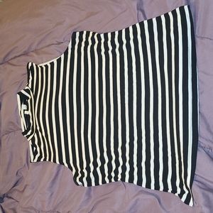 Black And White Striped sleevless turtle neck